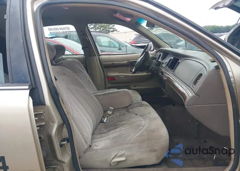 1999 Mercury Grand Marquis Gs из США, поврежденный, VIN 2MEFM74W6XX636230